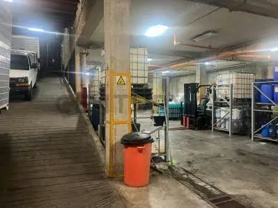 Edificio Comercial 2.928 m² en Venta | Rampa, Montacargas y Trifásica 440V - 4