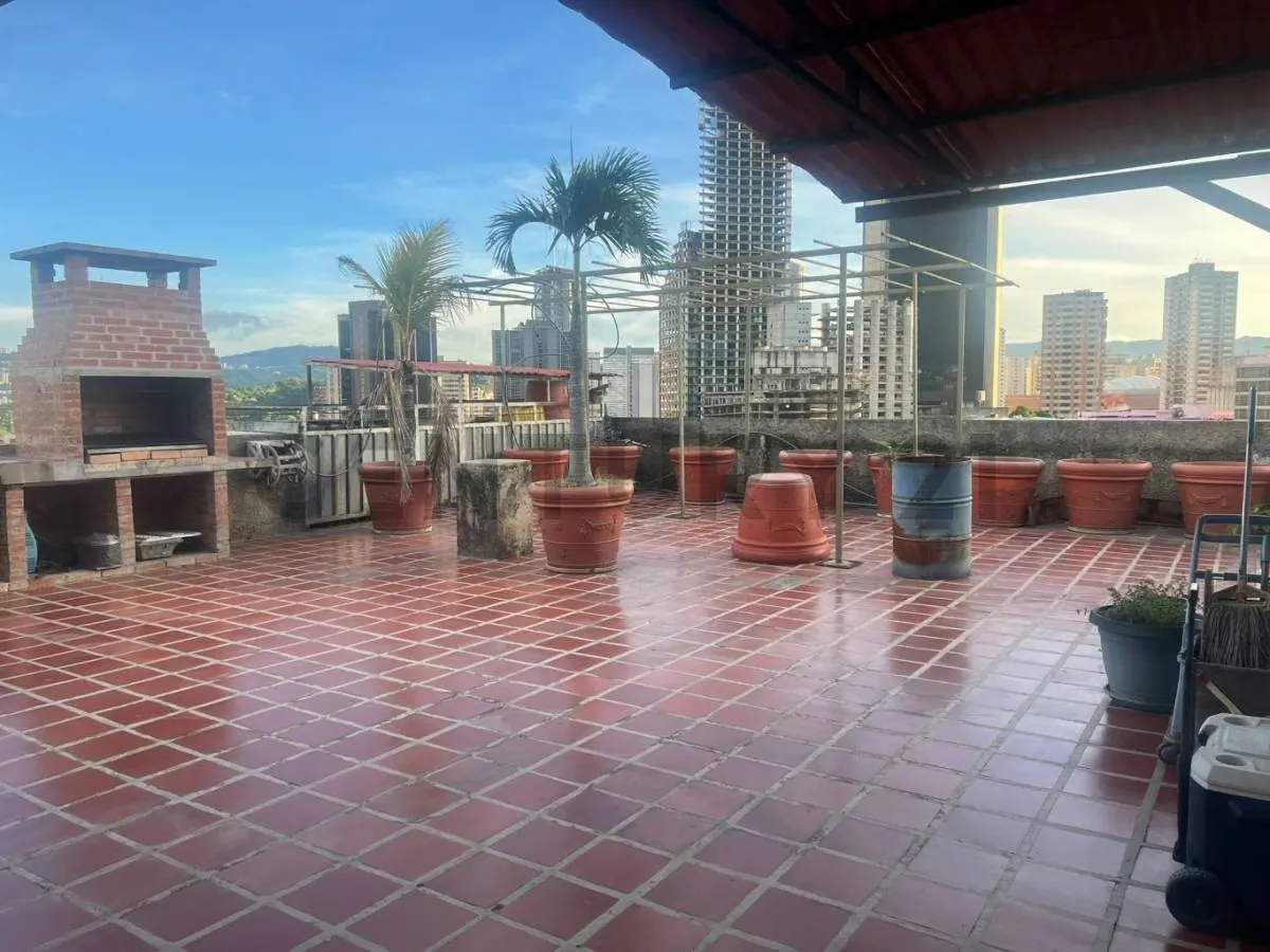 Edificio Comercial 2.928 m² en Venta | Rampa, Montacargas y Trifásica 440V - 48