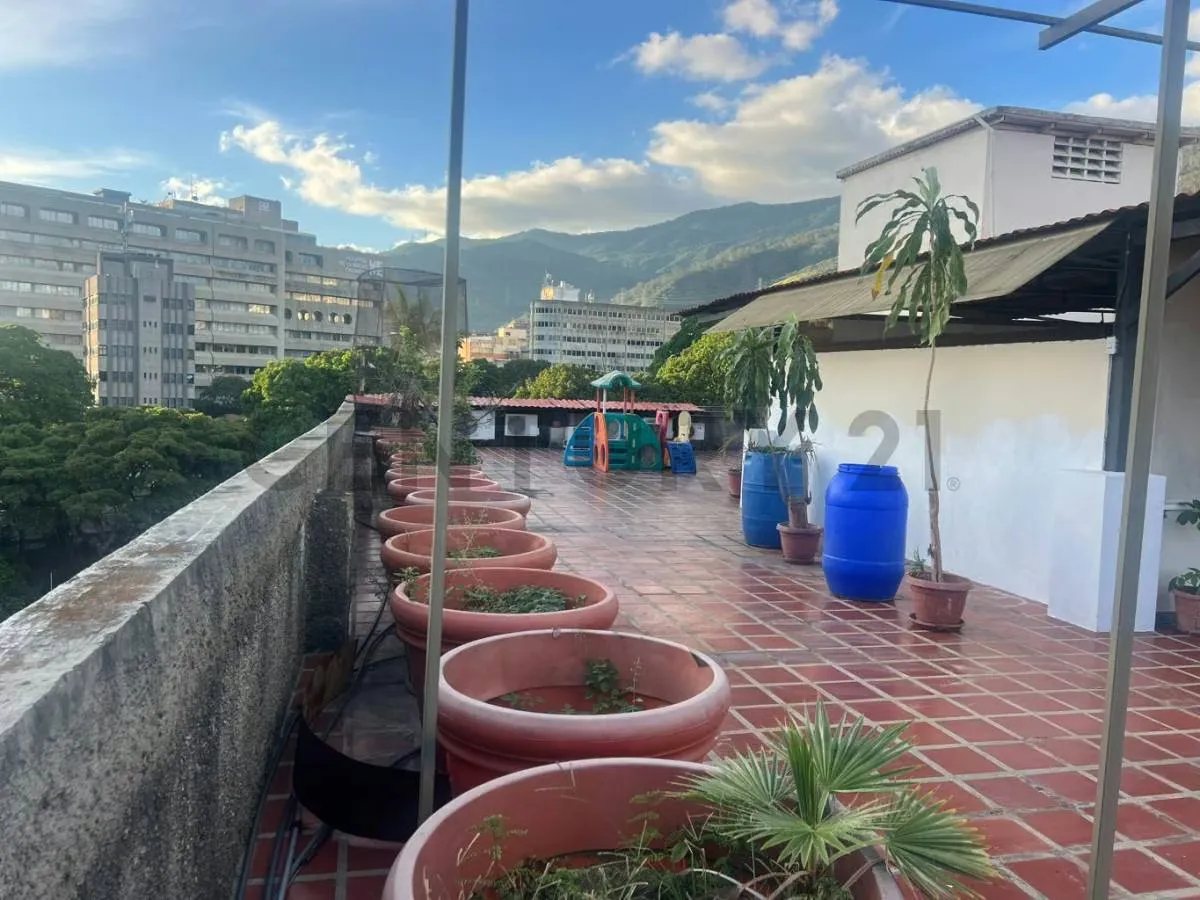 Edificio Comercial 2.928 m² en Venta | Rampa, Montacargas y Trifásica 440V - 51
