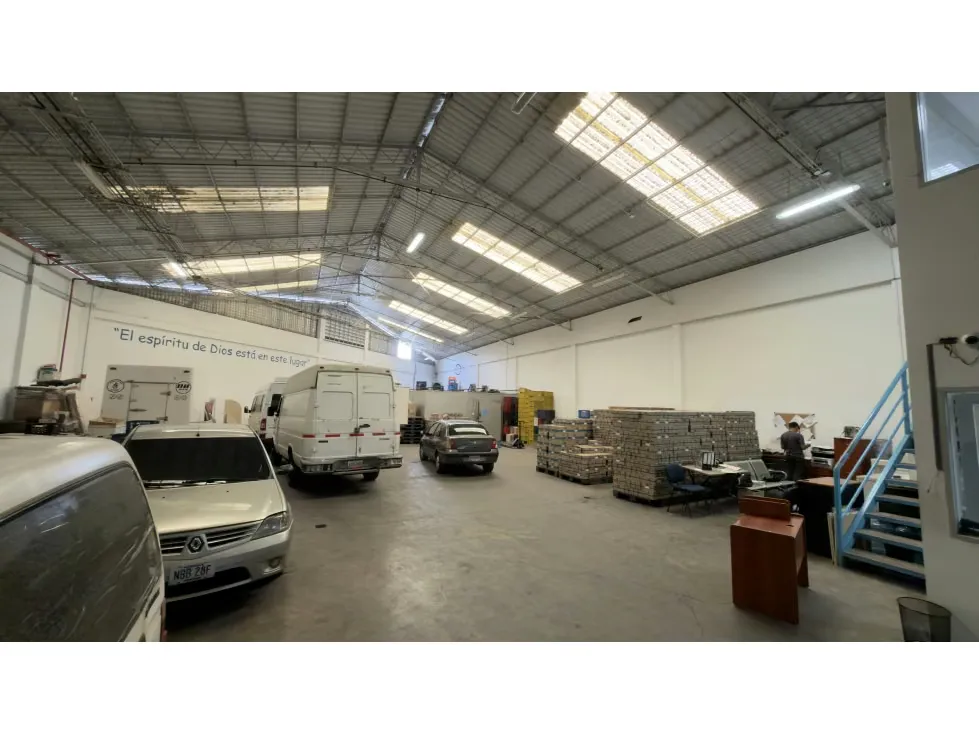VENTA DE GALPÓN 615 M2 - ZONA INDUSTRIAL EL ENCANTADO - 4