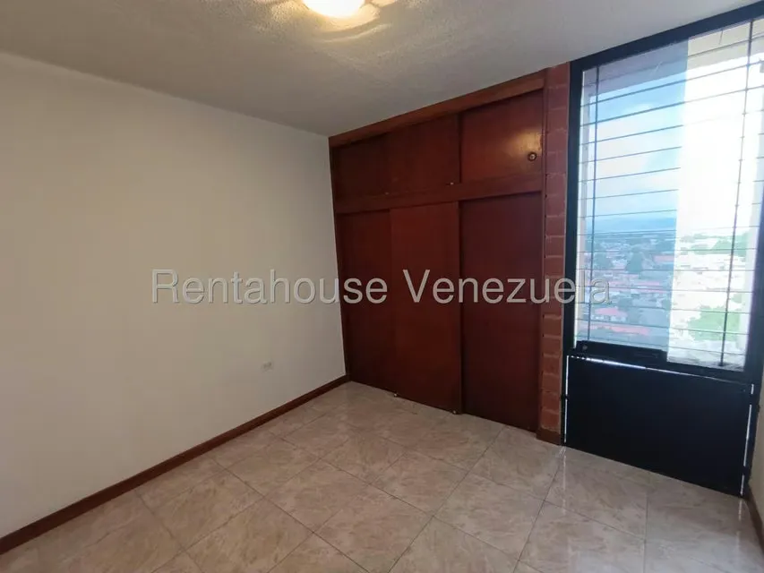 Apartamento (1 Nivel) en Venta en Bosque Alto, Aragua - 26