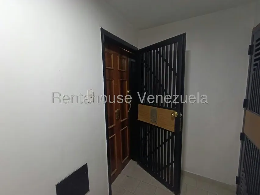 Apartamento (1 Nivel) en Venta en Bosque Alto, Aragua - 33