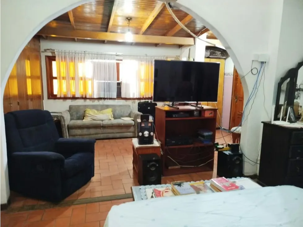 Se vende casa 314m2 Piedra Azul 0913 - 6