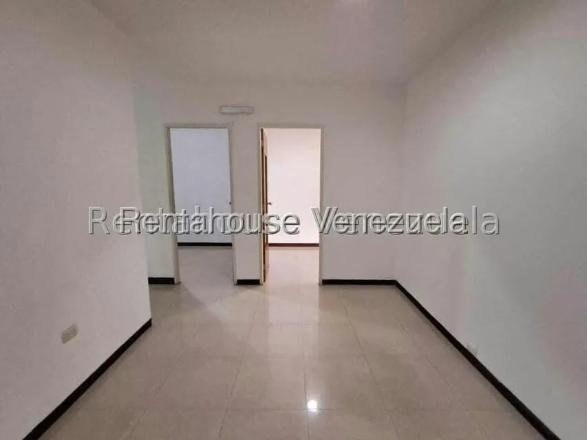 Local Comercial en Alquiler en San Jose de Tarbes, Carabobo - 16