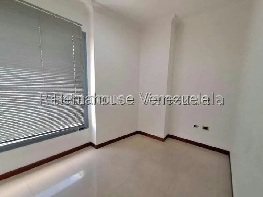 Local Comercial en Alquiler en San Jose de Tarbes, Carabobo - 18