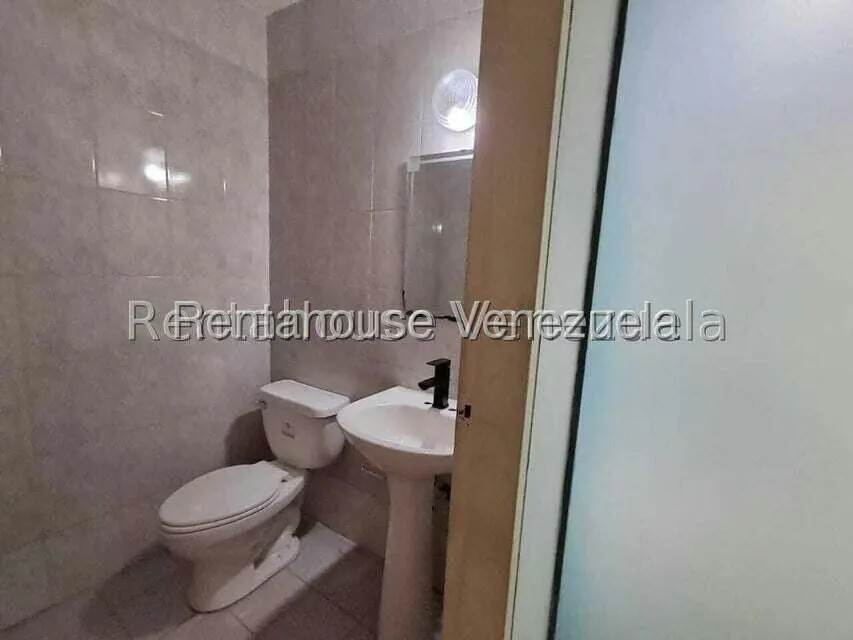 Local Comercial en Alquiler en San Jose de Tarbes, Carabobo - 26