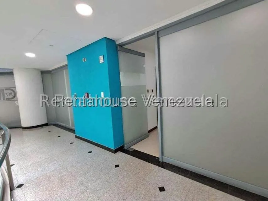 Local Comercial en Alquiler en San Jose de Tarbes, Carabobo - 4