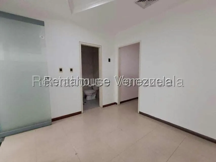 Local Comercial en Alquiler en San Jose de Tarbes, Carabobo - 7