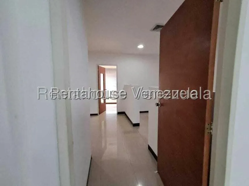 Local Comercial en Alquiler en San Jose de Tarbes, Carabobo - 8