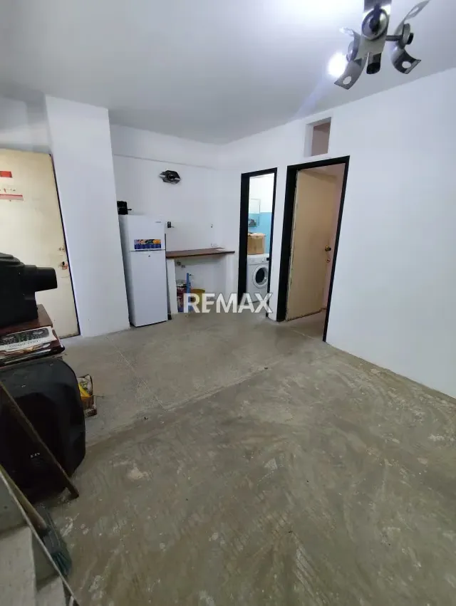 VENDO APARTAMENTO TIPO ESTUDIO EN PISO BAJO EN EL CENTRO DE VALENCIA - 7
