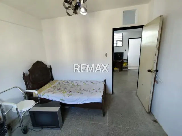 VENDO APARTAMENTO TIPO ESTUDIO EN PISO BAJO EN EL CENTRO DE VALENCIA - 9