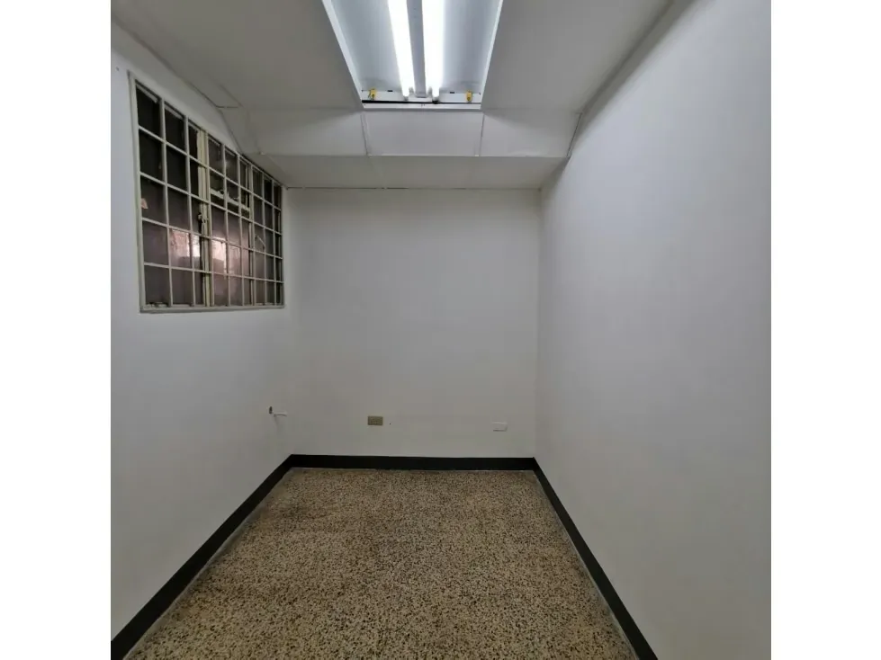 Alquilo Oficina SABANA GRANDE 550$/95m2 muy cerca del metro - 9