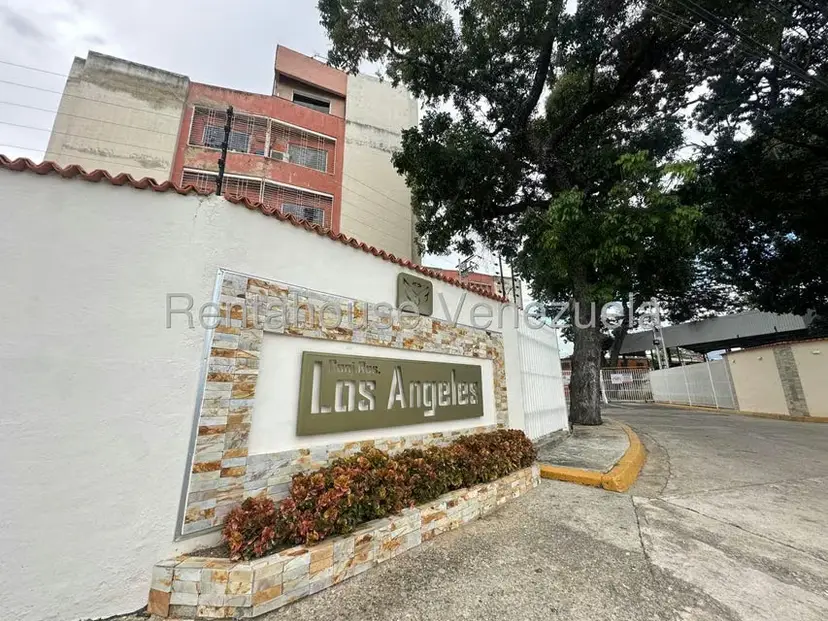 Apartamento (1 Nivel) en Venta en Conjunto Residencial Los Angeles, Aragua