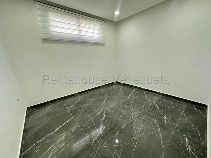Apartamento (1 Nivel) en Venta en Conjunto Residencial Los Angeles, Aragua - 14
