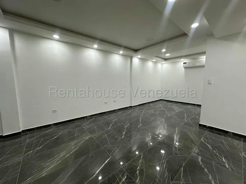 Apartamento (1 Nivel) en Venta en Conjunto Residencial Los Angeles, Aragua - 3