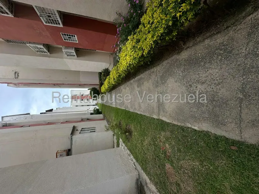 Apartamento (1 Nivel) en Venta en Conjunto Residencial Los Angeles, Aragua - 24