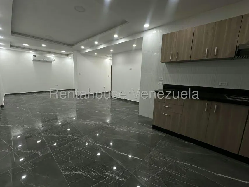 Apartamento (1 Nivel) en Venta en Conjunto Residencial Los Angeles, Aragua - 4