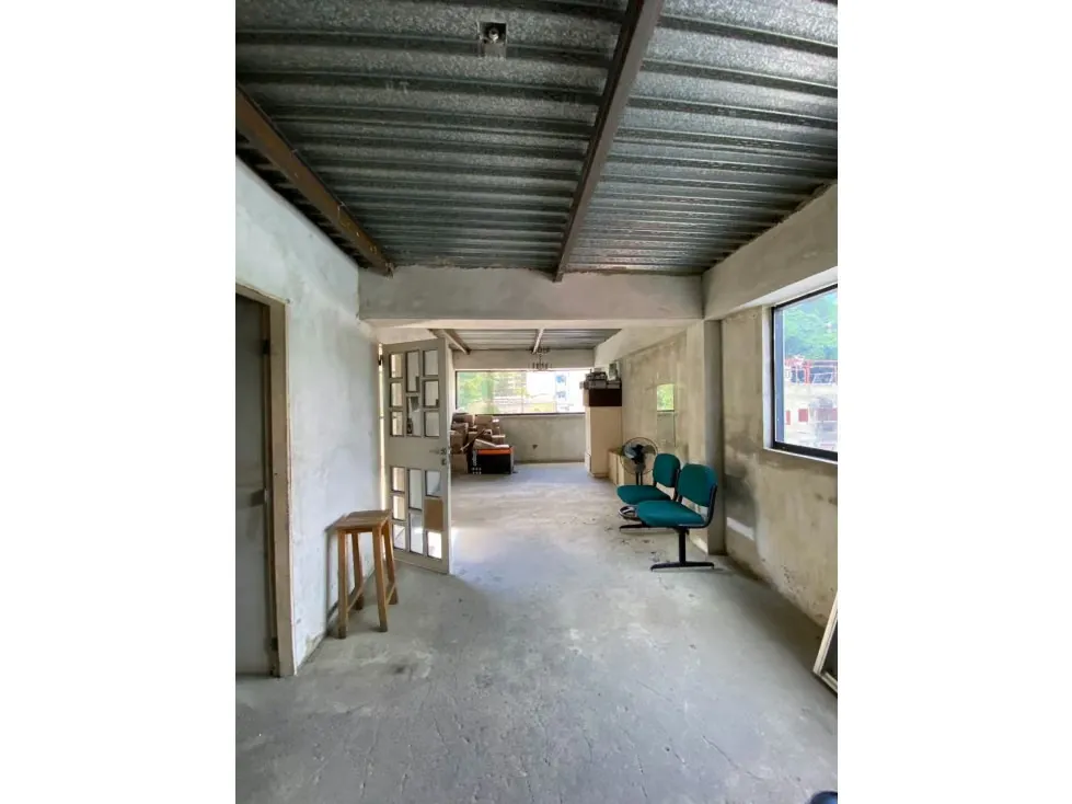 LOCAL COMERCIAL EN ALQUILER 90 M2 - URB. LOS PALOS GRANDES - 4
