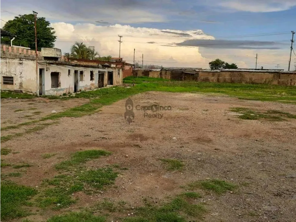 Se vende o se alquila Terreno en Los Guayos
