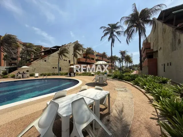 SE VENDE CÓMODO APARTAMENTO DE 38 M² CON SALIDA DIRECTA A LA PLAYA EN RESIDENCIAS COSTA BRAVA - 2