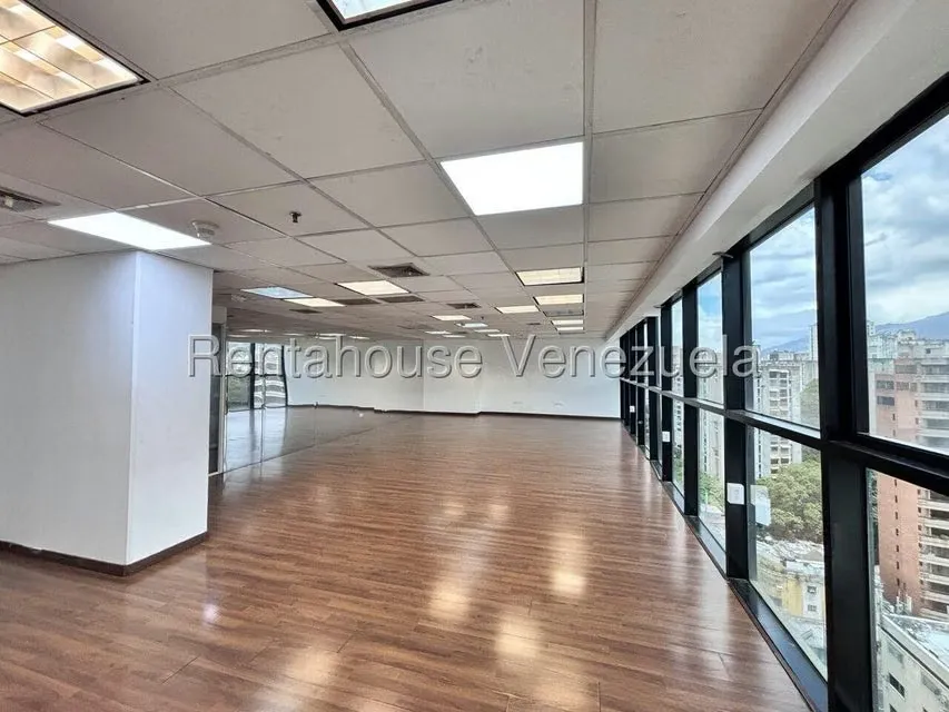Local Comercial en Venta en El Bosque, Distrito Metropolitano - 41