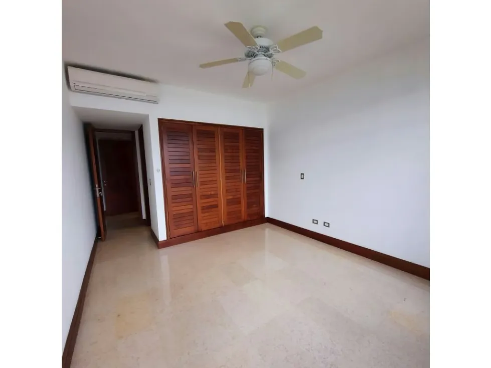 Apartamento VIP en Venta en Los Naranjos del Cafetal 4H /5B /4P - 13