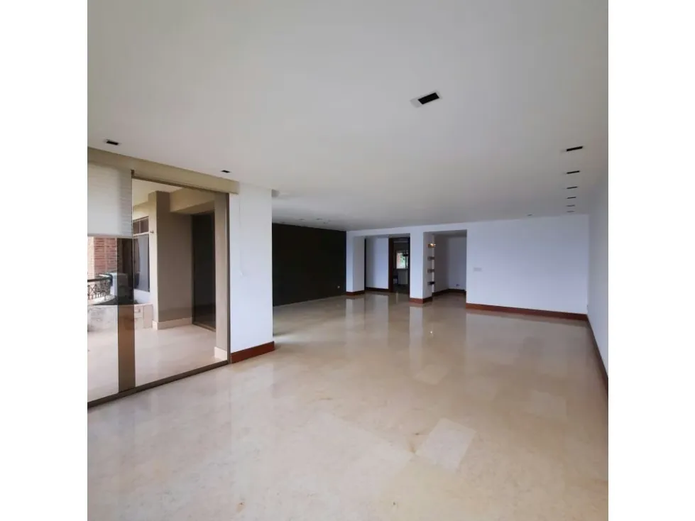 Apartamento VIP en Venta en Los Naranjos del Cafetal 4H /5B /4P - 4
