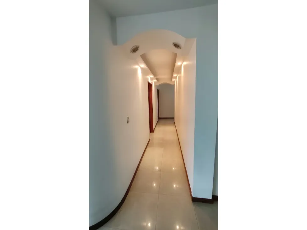 Apartamento PH en venta en Montalbán II de 278m2. - 10