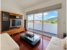 View 12