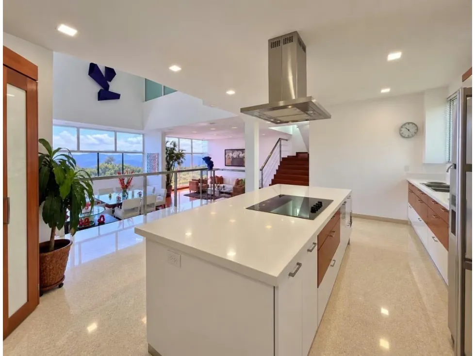 Vendo Espectacular Casa en Altos de Los Guayabitos de 730 m2 - 8
