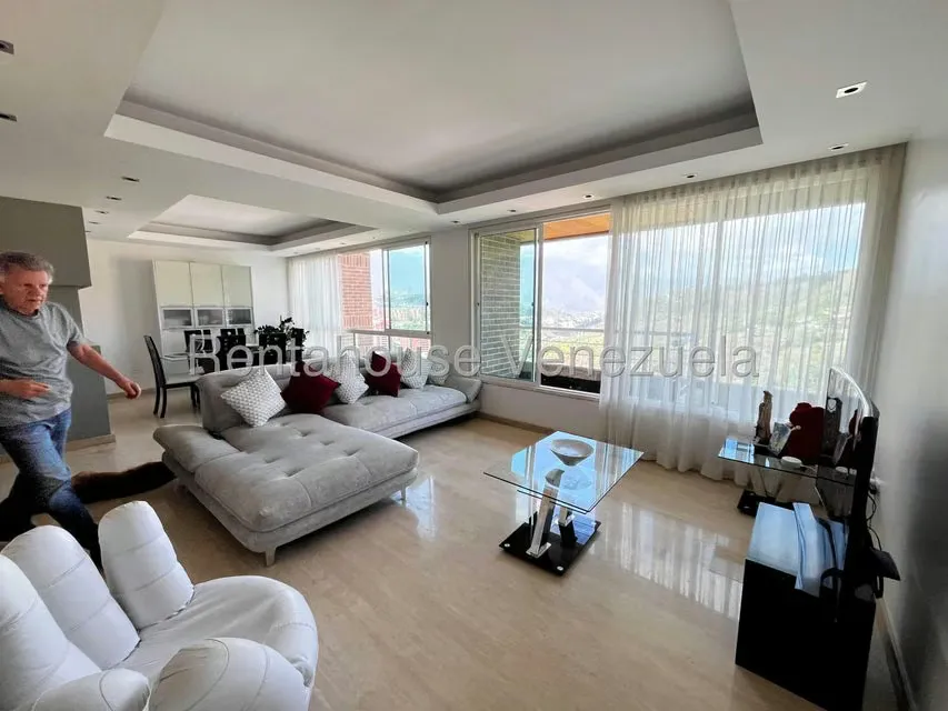 Apartamento (1 Nivel) en Venta en Escampadero, Distrito Metropolitano - 2