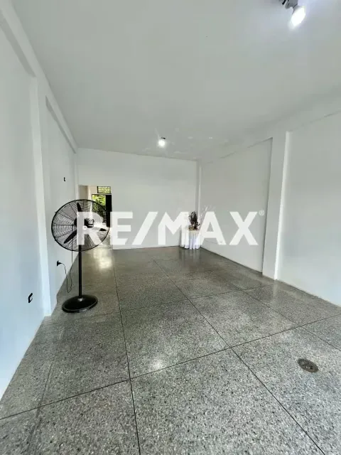 Disponible para ALQUILER Local comercial zona de Acarigua - 4