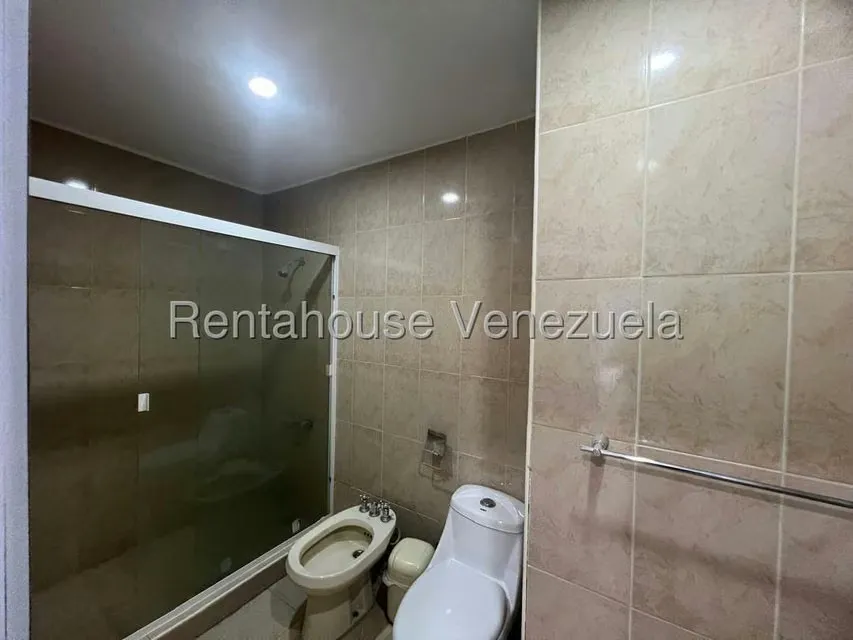 Apartamento (Penthouse) en Venta en Guatire, Miranda - 11