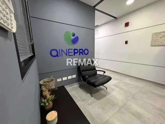VENTA DE OFICINA EN BOLEITA SUR, MUN. SUCRE - 3