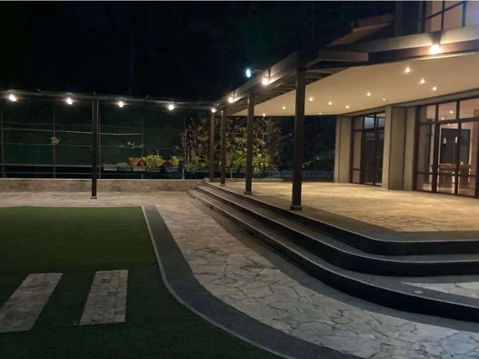 Vendo impresionante quinta 1700m2 Monte Elena - Baruta 8038 - 15