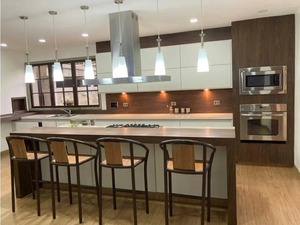 Vendo impresionante quinta 1700m2 Monte Elena - Baruta 8038 - 24