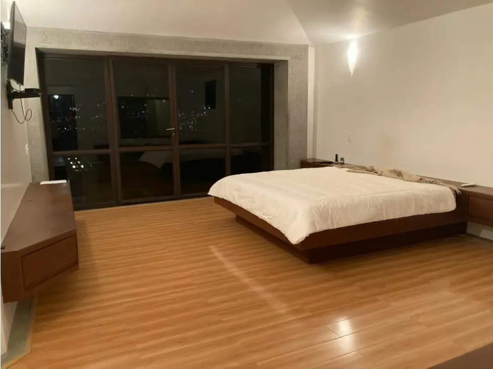 Vendo impresionante quinta 1700m2 Monte Elena - Baruta 8038 - 40
