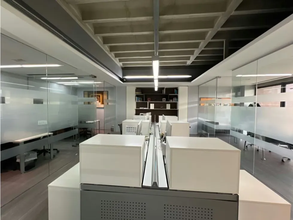 Se vende oficina 104m2 Los Palos Grandes - 5