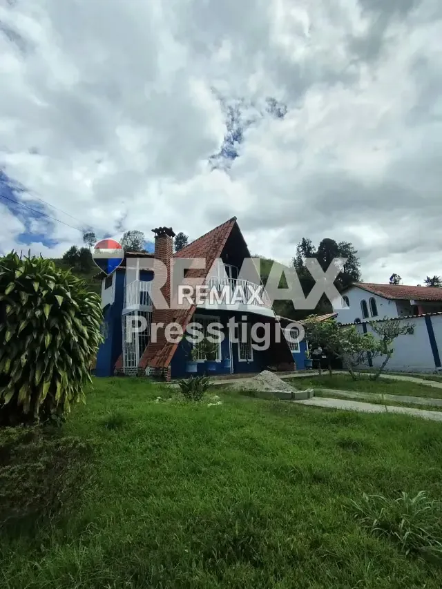 Casa en Venta - 3