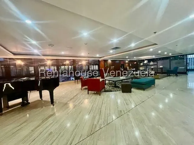 Apartamento (1 Nivel) en Venta en Chuao, Distrito Metropolitano - 21