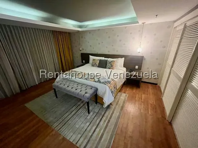 Apartamento (1 Nivel) en Venta en Chuao, Distrito Metropolitano - 8