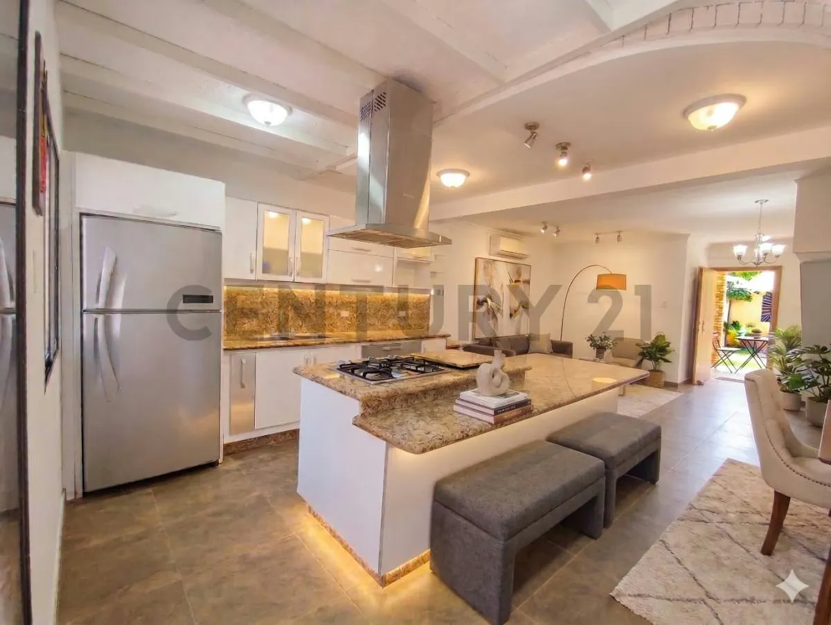 VENTA TOWNHOUSE CUIDAD FLAMINGO 4HAB/3BAÑOS/1PUESTO - 2