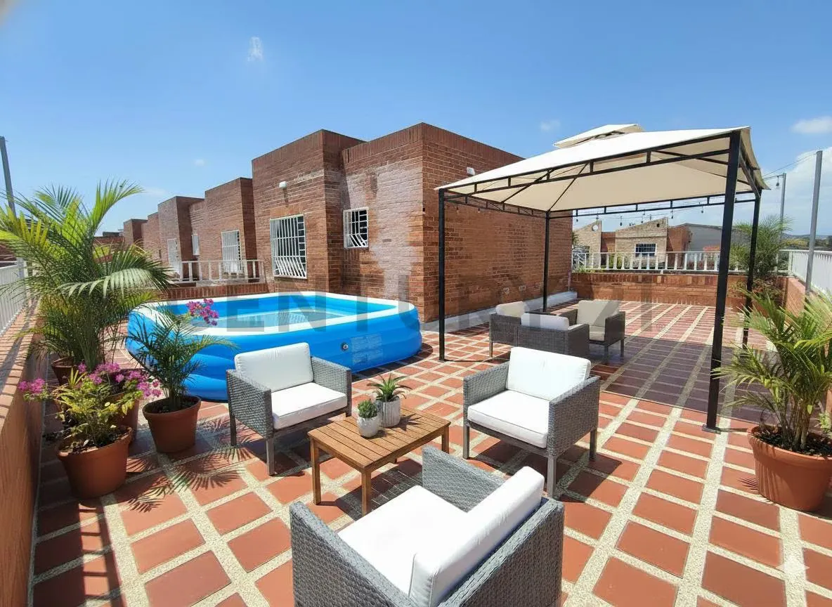 VENTA TOWNHOUSE CUIDAD FLAMINGO 4HAB/3BAÑOS/1PUESTO - 8