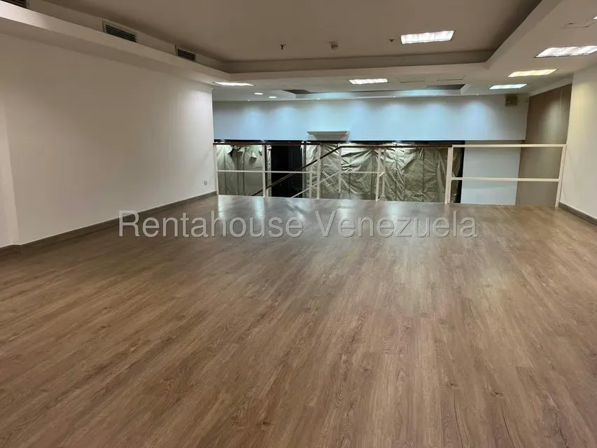 Local Comercial en Alquiler en La Castellana, Distrito Metropolitano - 11