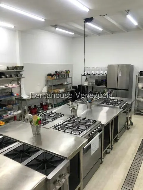 Local Comercial en Alquiler en Los Chorros, Distrito Metropolitano - 9