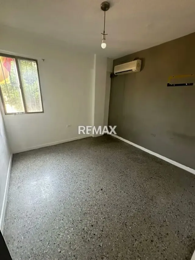 Apartamento en Alquiler Villa Bolivariana - 4
