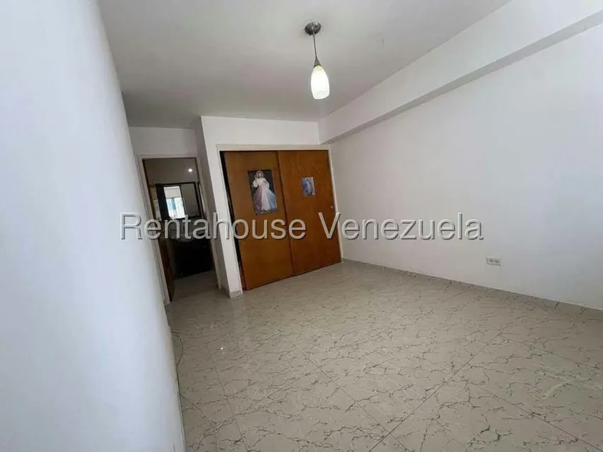 Apartamento (1 Nivel) en Venta en Parroquia La Candelaria, Distrito Metropolitano - 6
