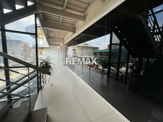 Excelente local comercial en venta – C.C. Millenium (Primer Nivel) Acarigua - 6