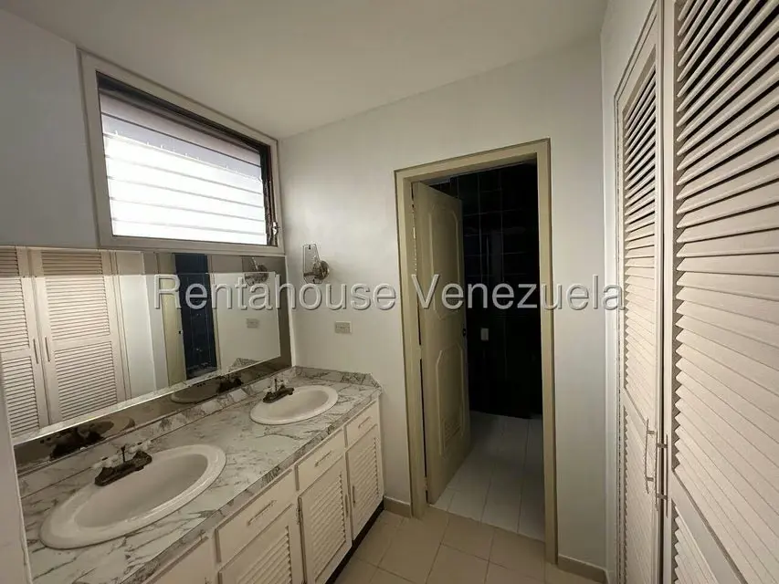 Apartamento (Penthouse) en Venta en Cumbres de Curumo, Distrito Metropolitano - 21