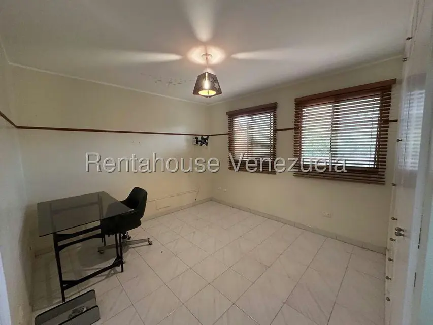 Apartamento (Penthouse) en Venta en Cumbres de Curumo, Distrito Metropolitano - 29